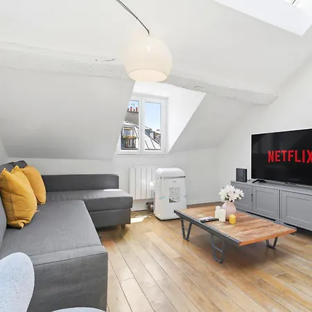 Apartman Bright 2br Flat With Mezzanine In *