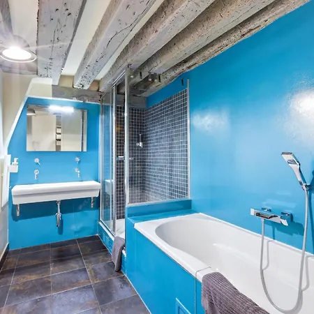Apartman Bright 2br Flat With Mezzanine In